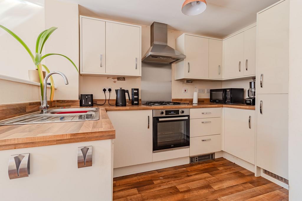 House in Blaby, Glenfields - View 3