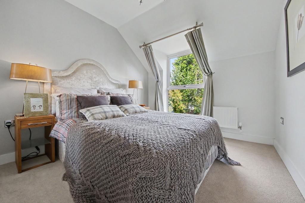 House in Southampton, Botany Bay - View 2