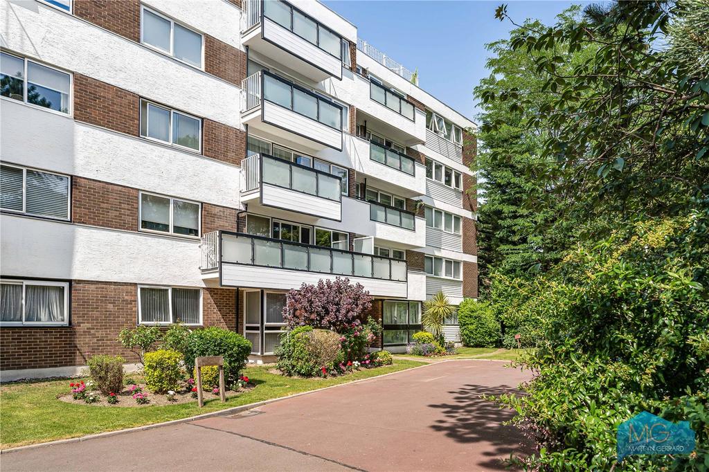 3 bedroom apartment for sale
