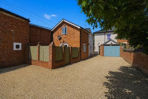 2 bedroom detached house for sale, The Coach House, Victoria Park Road, Malvern, Worcestershire, WR14 2JY