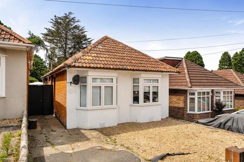 3 bedroom bungalow for sale, Woodmill Lane, Southampton SO18