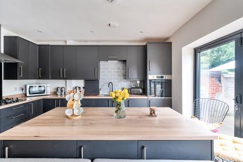 3 bedroom bungalow for sale, Woodmill Lane, Southampton SO18