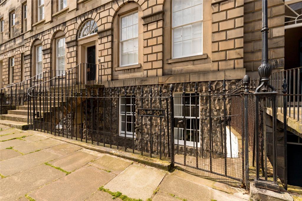 Drummond Place, Edinburgh - View 2