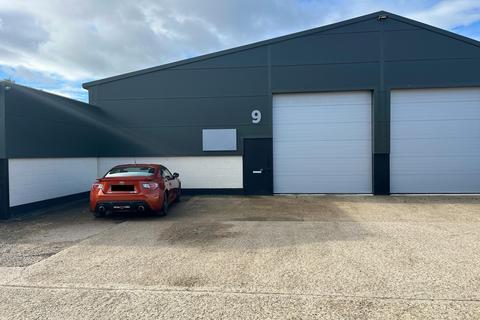 Warehouse to rent, Fleet Marston Farm Aylesbury HP18 0PZ