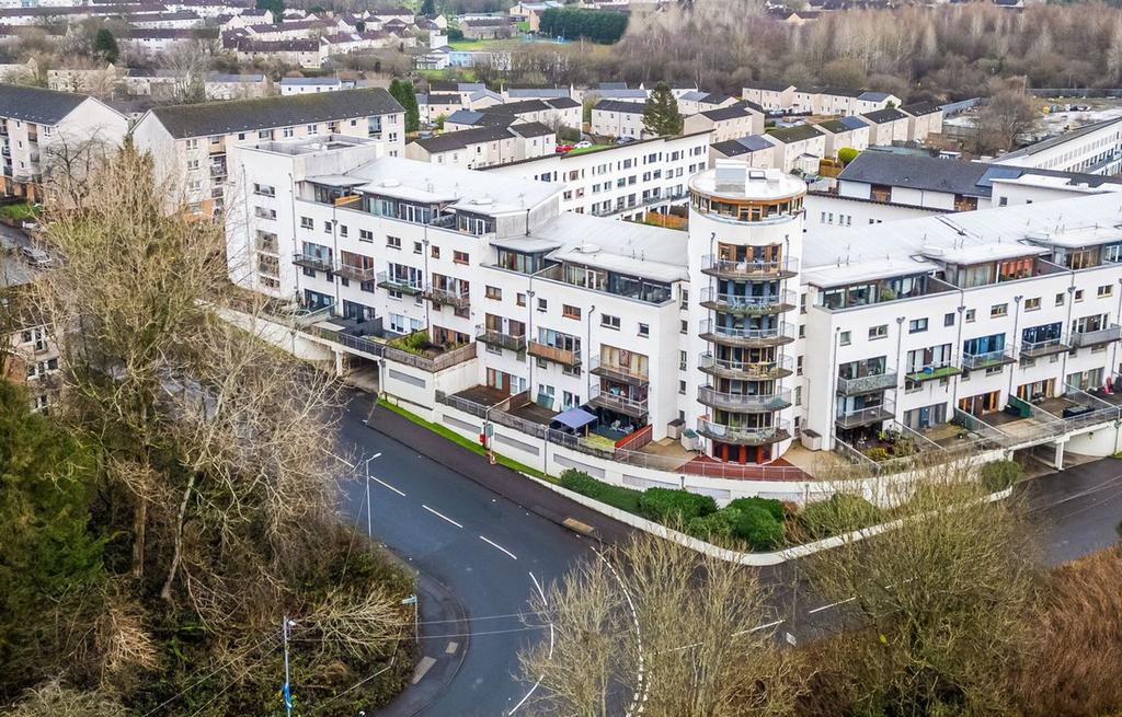 Lochburn Gate, Flat 3/1, Maryhill Glasgow, G20 0SN