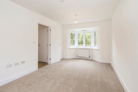 3 bedroom semi-detached house for sale, Forbes Close, Telford