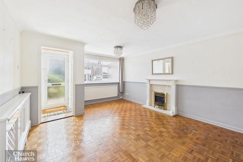 2 bedroom detached bungalow for sale, Foulgar Close, South Woodham Ferrers