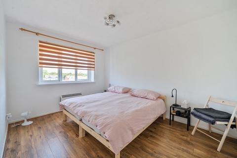 undefined, Albert Street, Hart GU51