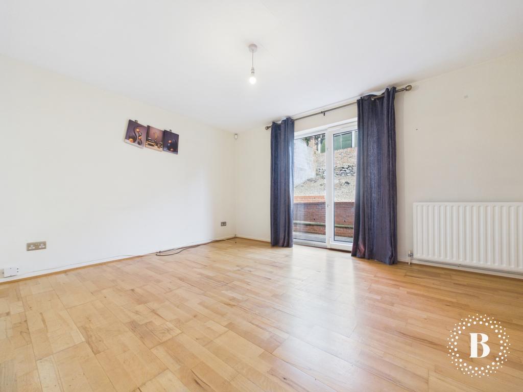 House in Sheffield, Osgathorpe, Page Hall - View 3