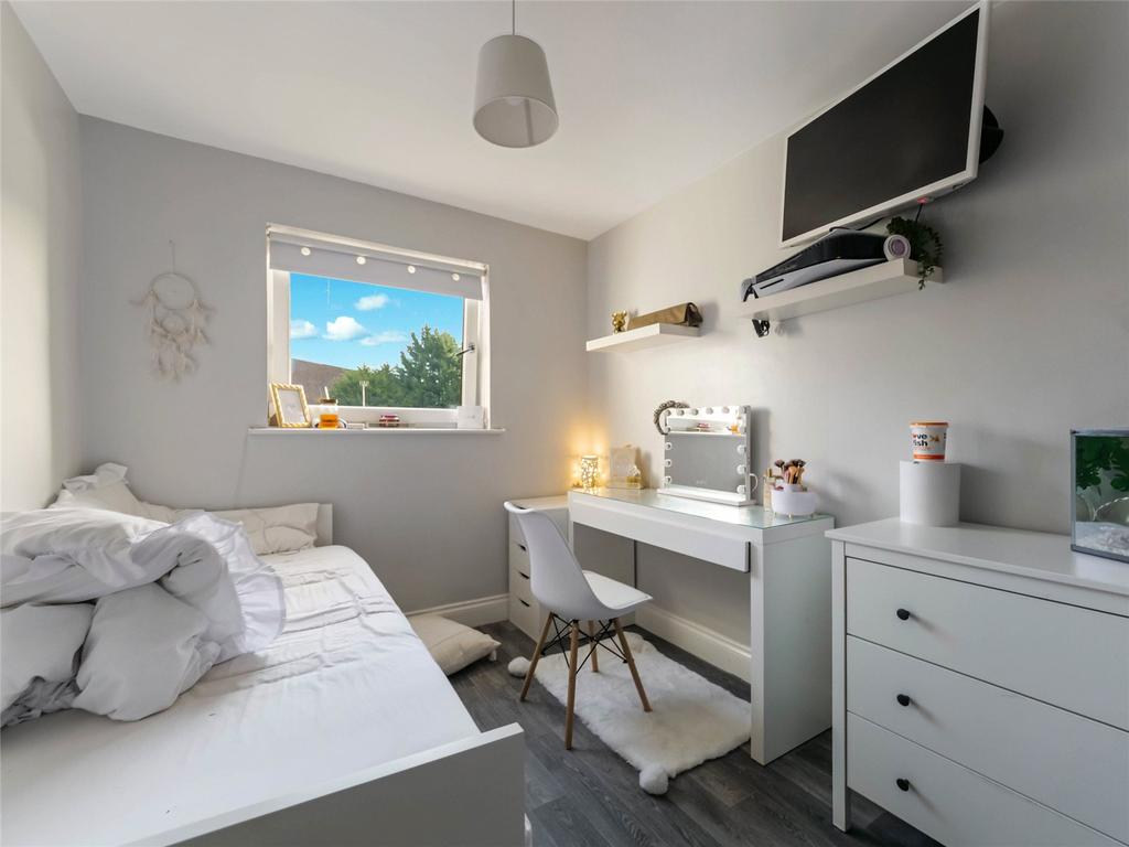 Cambuskenneth Gardens, Mount Vernon, Glasgow, G32 - More