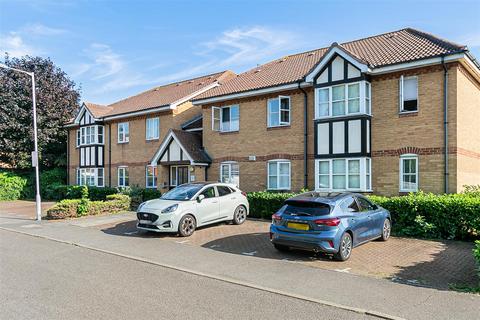 Redwood Gardens, North Chingford