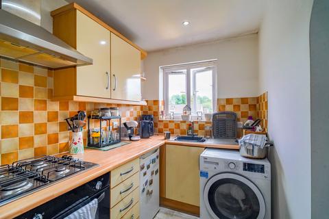 2 bedroom flat for sale, Gainsborough Road, Warrington WA4