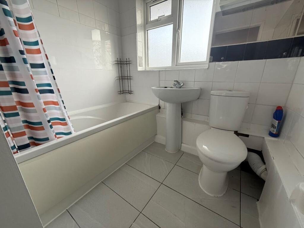 Rose Lane, Romford - View 6