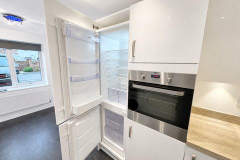 2 bedroom semi-detached house for sale, Lake View, Lakeside, Doncaster