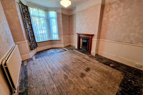 4 bedroom terraced house for sale, Hither Green Lane, London, SE13
