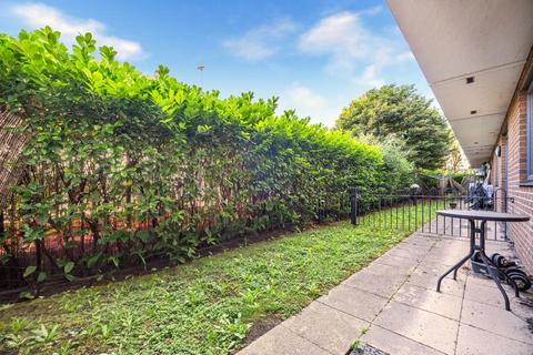 undefined, Manor Way, Borehamwood