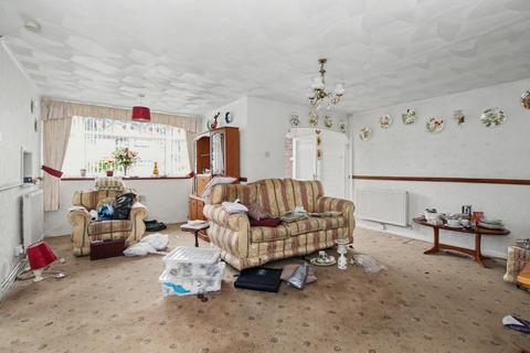 3 bedroom bungalow for sale, 160 Littleworth Road, Hednesford, Cannock WS12 1NT