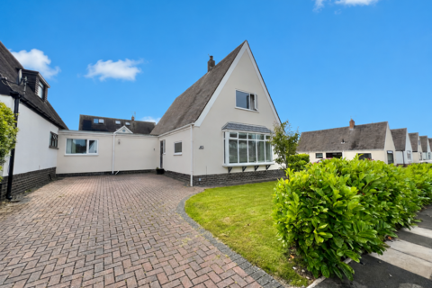 4 bedroom detached house for sale, Levens Drive, Poulton-Le-Fylde FY6