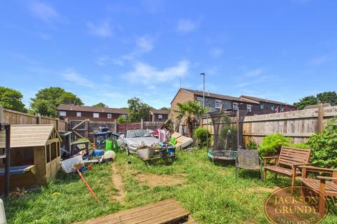 4 bedroom terraced house for sale, Booth Meadow Court, Thorplands, NN3 8AZ
