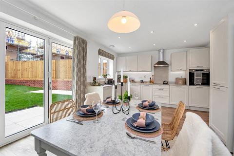 3 bedroom terraced house for sale, Sicklesmere Road, Bury St Edmunds, Suffolk