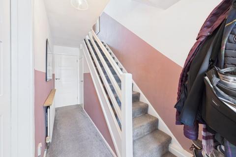 3 bedroom townhouse for sale, Leonard Street, Bingley