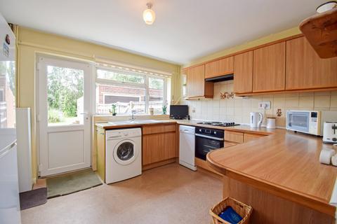 3 bedroom detached house for sale, Lent Rise Road, Burnham, Slough, Buckinghamshire, SL1