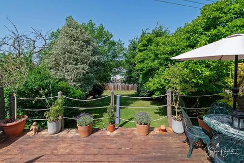 3 bedroom detached bungalow for sale, St. Georges Lane, Newport