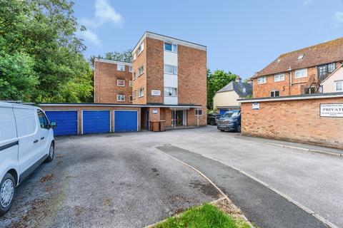 2 bedroom apartment for sale, Middlebridge Street, Romsey