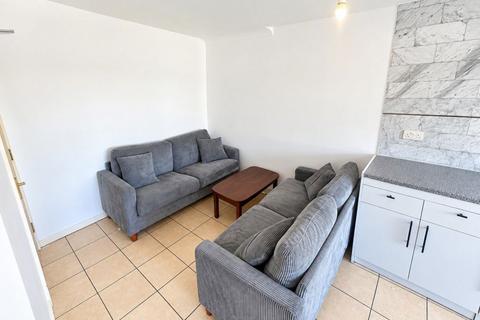 undefined, Horwood Close