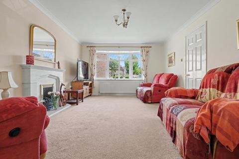 4 bedroom detached house for sale, Carrol Close, Eastleigh SO50