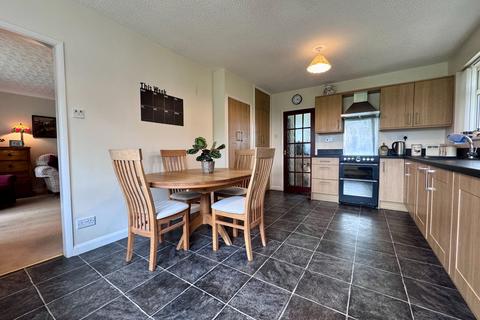 5 bedroom property with land for sale, Greystones Bungalow, Maunby, Thirsk