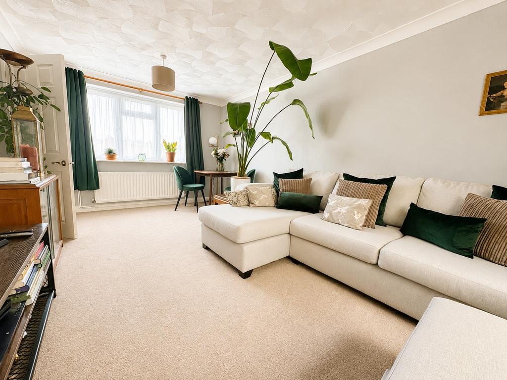 House in Southampton, Thornhill Park - View 4