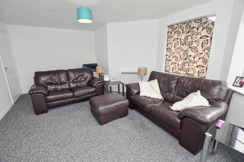 2 bedroom apartment for sale, Tingle View, New Farnley, Leeds, West Yorkshire