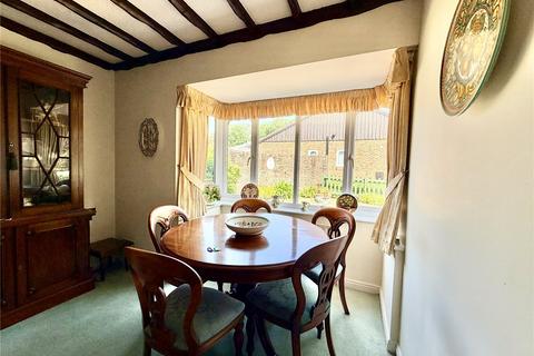 2 bedroom bungalow for sale, Stratford Place, Lymington, Hampshire, SO41