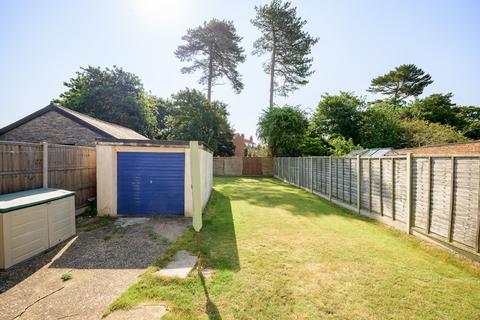 4 bedroom semi-detached house for sale, Firbeck Avenue, Skegness PE25