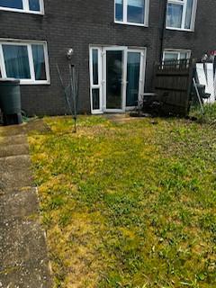 Studio to rent, Crossness Road, Barking, Essex, IG11