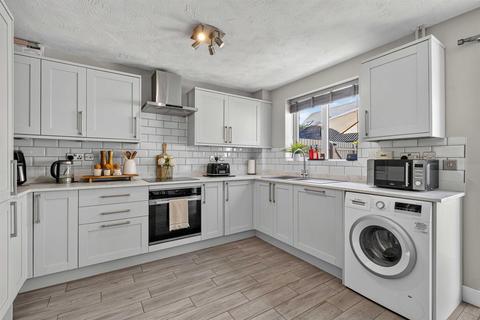 3 bedroom semi-detached house for sale, Siskin Road, Uppingham, Rutland