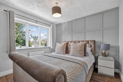 3 bedroom semi-detached house for sale, Siskin Road, Uppingham, Rutland