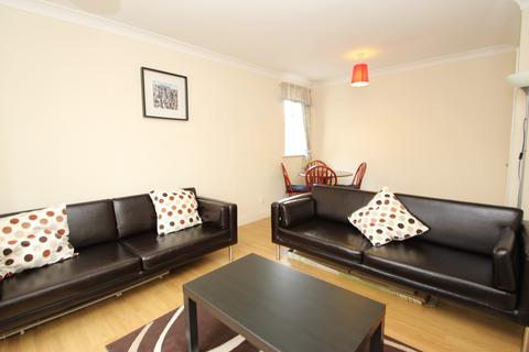 2 bedroom apartment to rent, Middleton Court, Newcastle upon Tyne, NE2