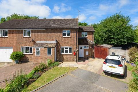 3 bedroom semi-detached house for sale, Lakemead, Singleton