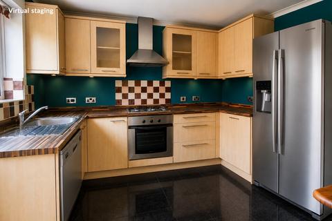 3 bedroom semi-detached house for sale, Lakemead, Singleton