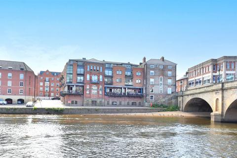 2 bedroom apartment to rent, Bridge Street, York