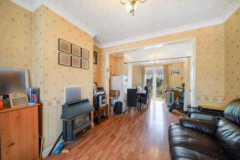 undefined, Stuart Place, Mitcham, CR4