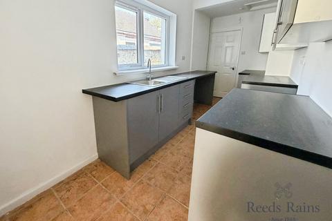 3 bedroom terraced house for sale, Mulgrave Street, Staffordshire ST1