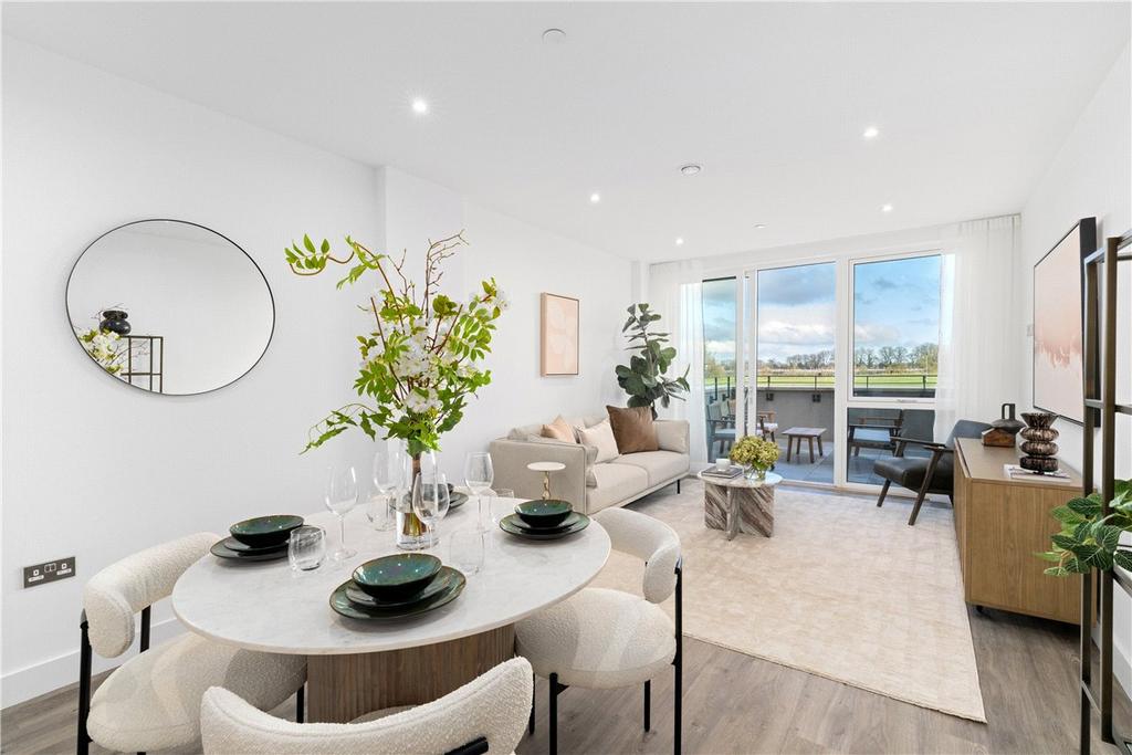 Apartment in Cambridge, Eddington - View 4