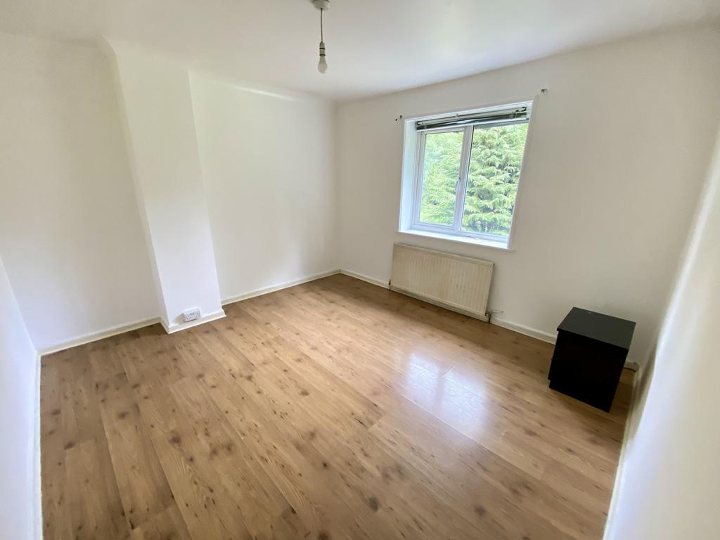House in London, Burnt Oak, Colindale - View 3