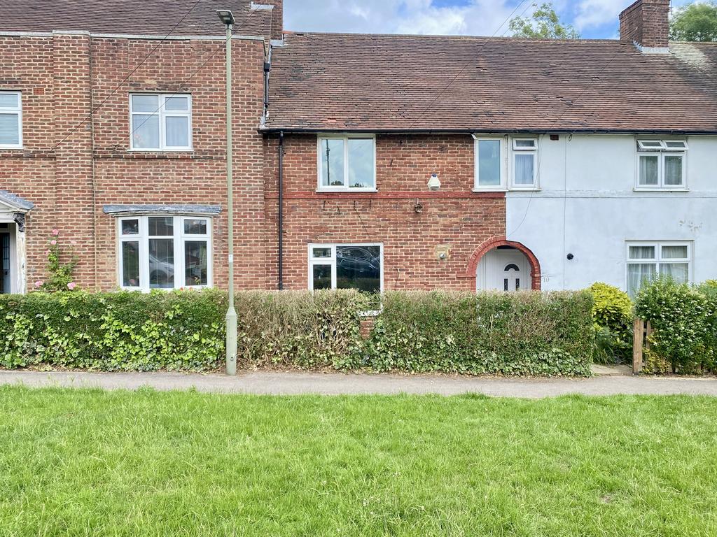 Detached house exterior, garden