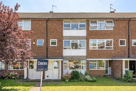 2 bedroom maisonette for sale, Lyme Farm Road, London SE12