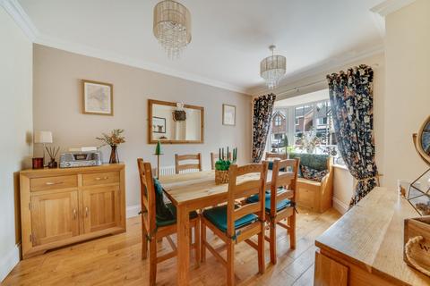 4 bedroom detached house for sale, Hama Drive, Oakengates, TF2