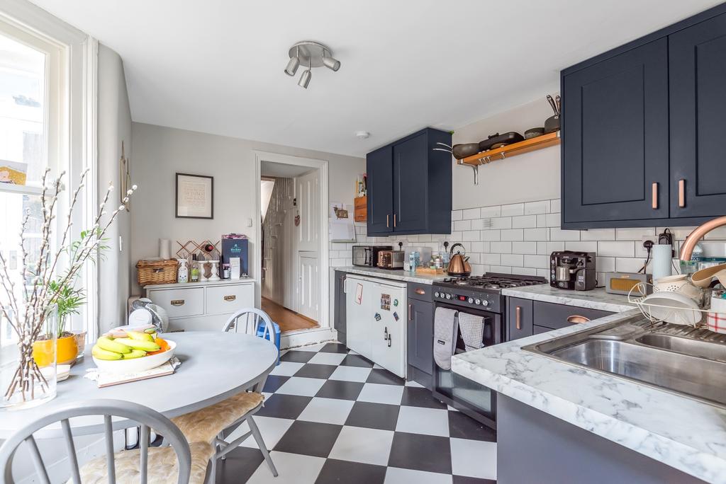 House in London, Royal Borough of Greenwich - View 2